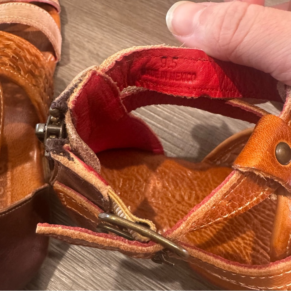 Bed Stu Capriana Gladiator Cafe Latte Rustic Leather Sandals - Picture 5 of 9